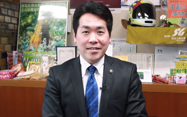 箕面市役所 倉田哲郎市長