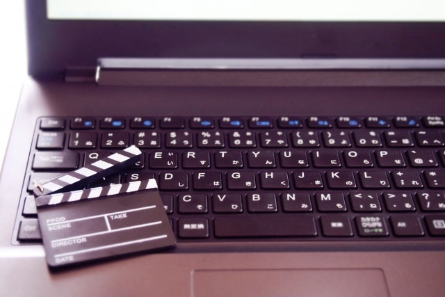フリーランス動画編集者の始め方 仕事を得る方法を解説 株式会社サムシングファン フリーランス動画編集者の始め方 仕事を得る方法を解説 株式会社サムシングファン