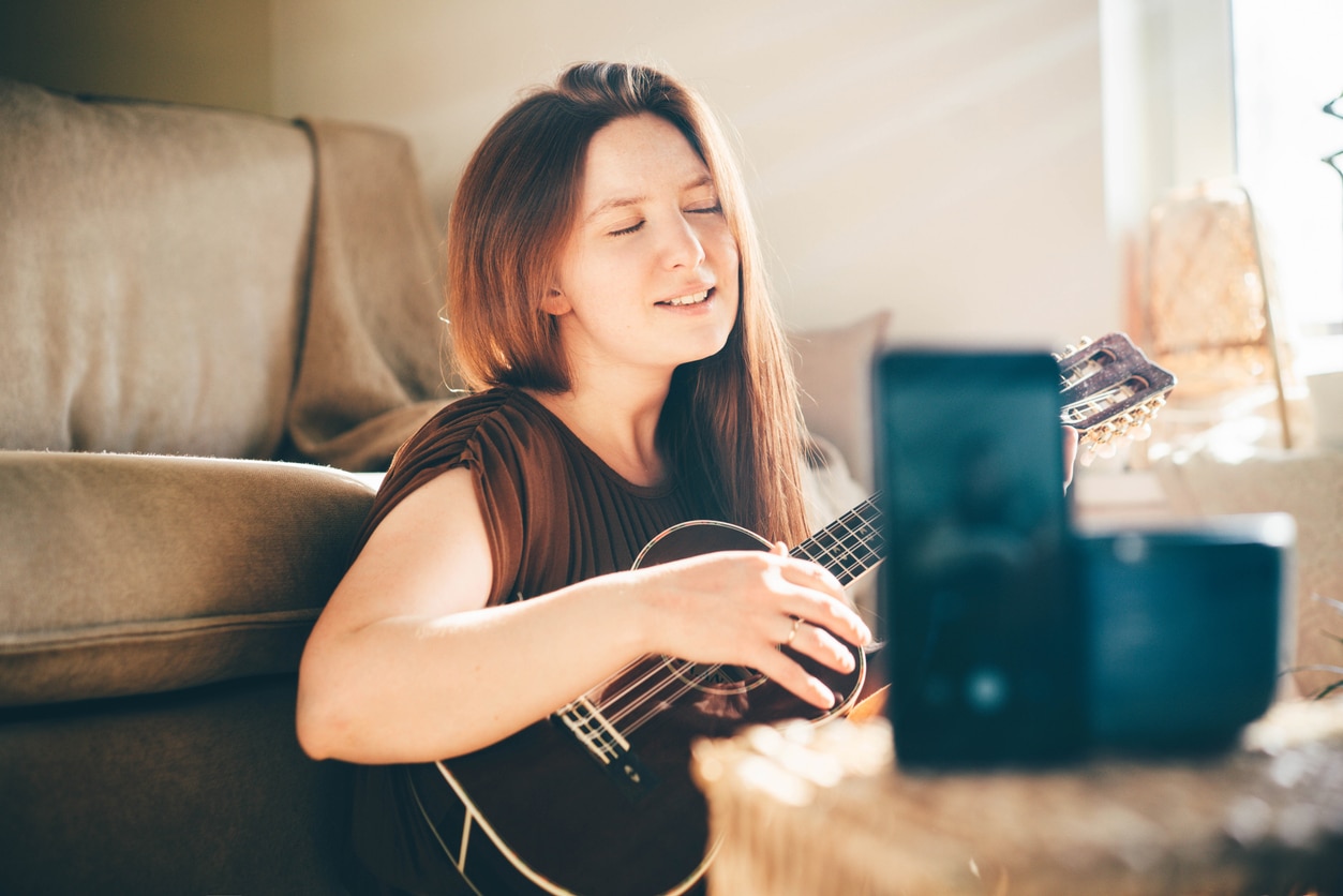 Tiktokライブとは 知っておきたい配信方法と特徴を惜しみなく紹介 株式会社サムシングファン